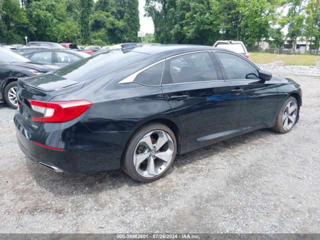 Photo 3 VIN: 1HGCV1F38JA225303 - HONDA ACCORD 