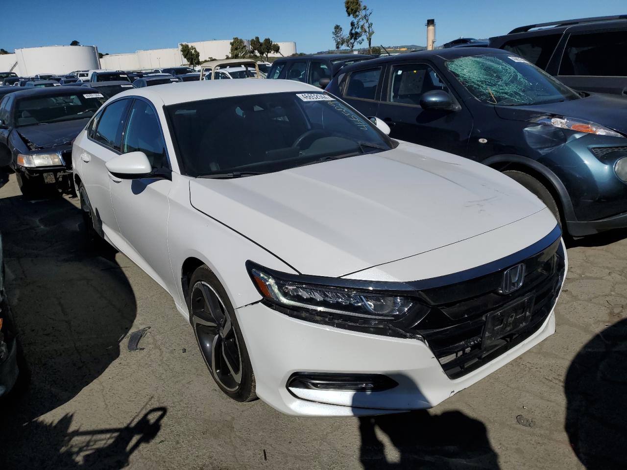 Photo 3 VIN: 1HGCV1F38KA041190 - HONDA ACCORD 