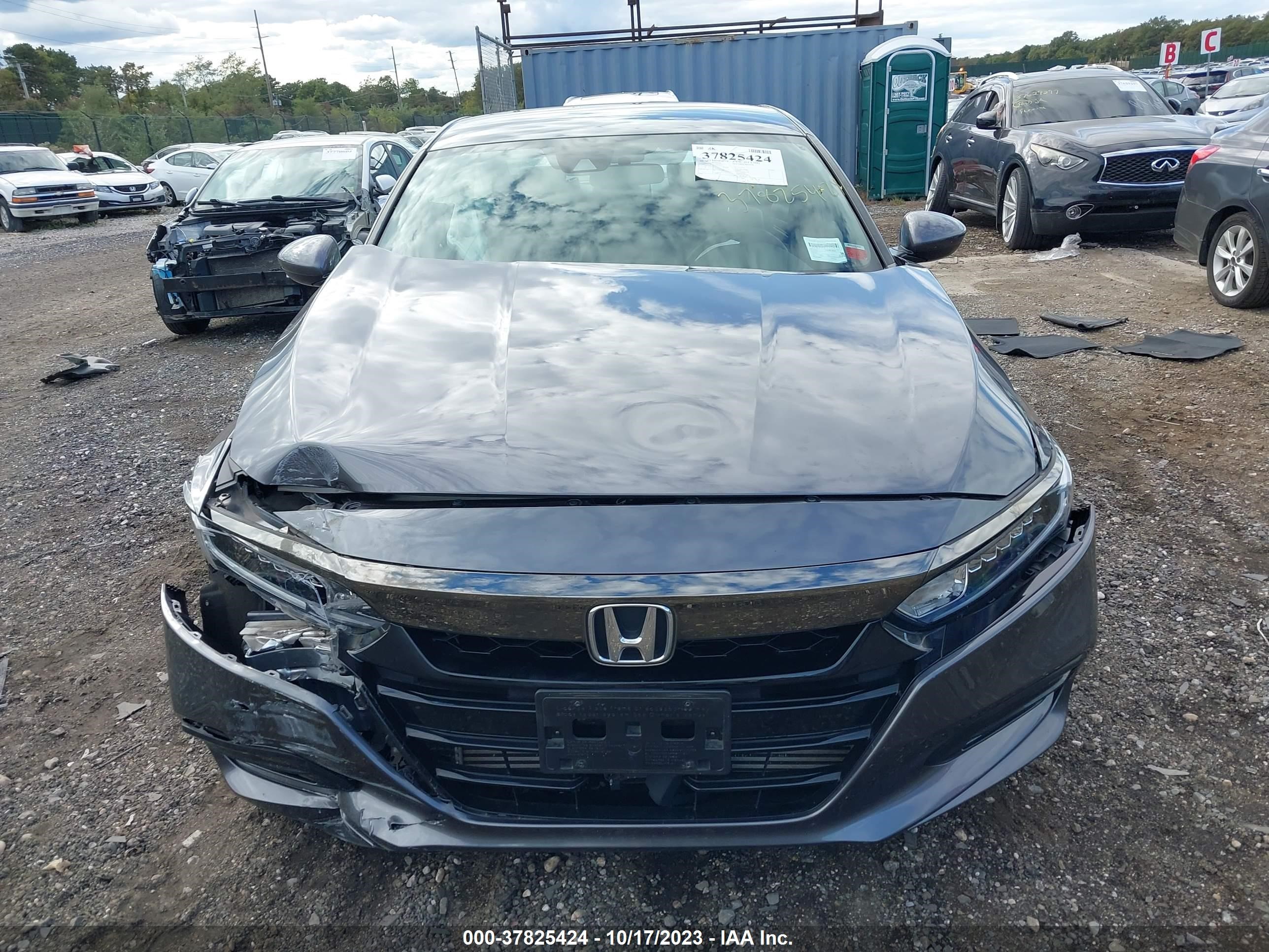 Photo 11 VIN: 1HGCV1F38KA055915 - HONDA ACCORD 