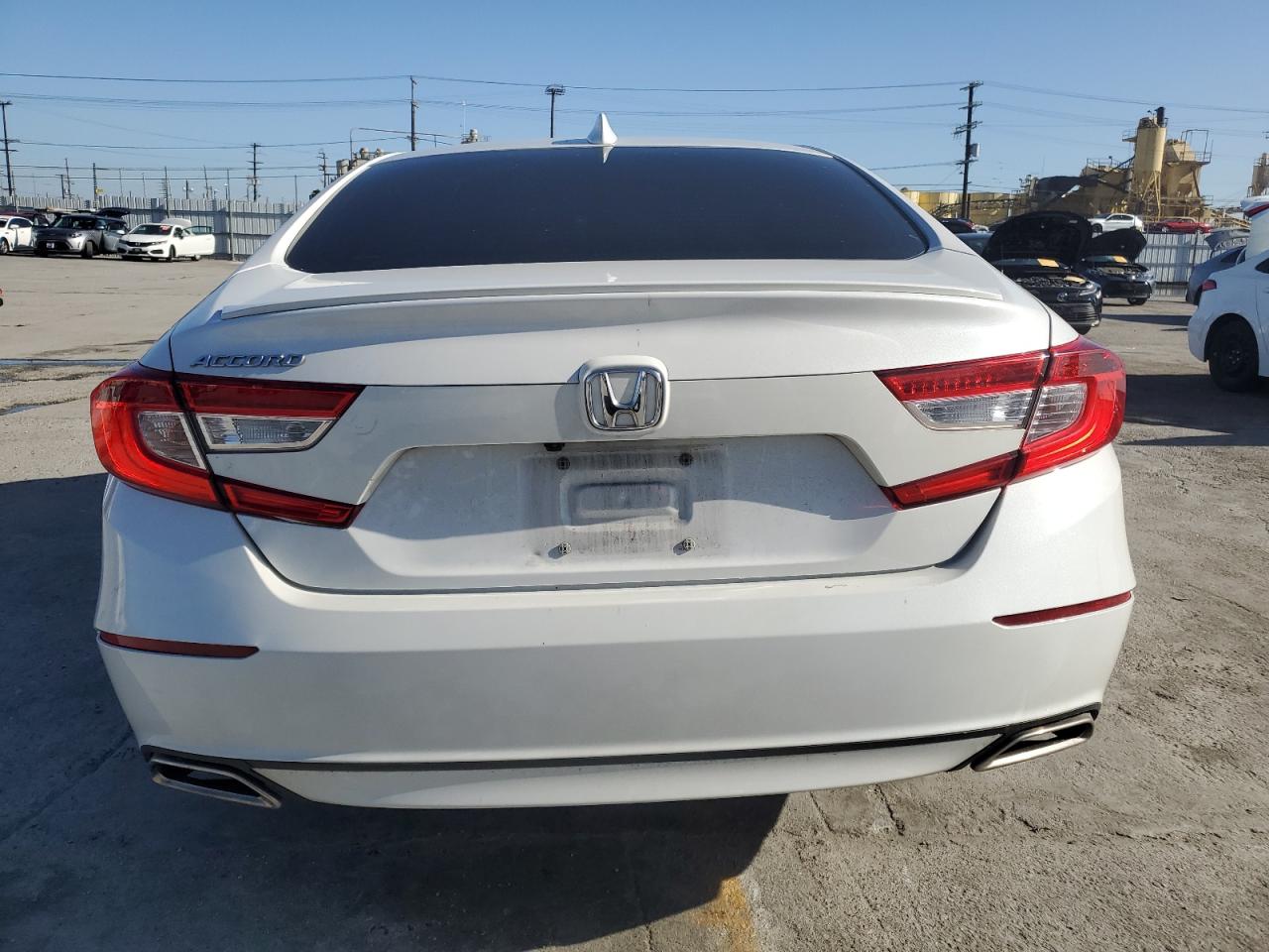 Photo 5 VIN: 1HGCV1F38KA080877 - HONDA ACCORD 