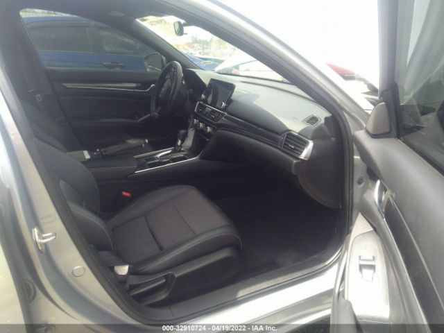 Photo 4 VIN: 1HGCV1F38KA081513 - HONDA ACCORD SEDAN 