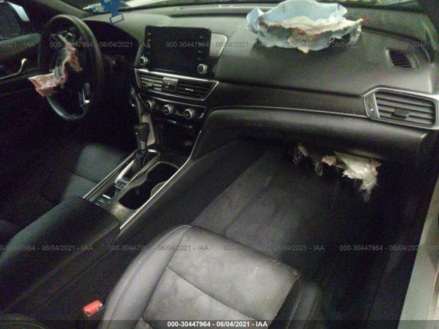 Photo 4 VIN: 1HGCV1F38KA152757 - HONDA ACCORD SEDAN 