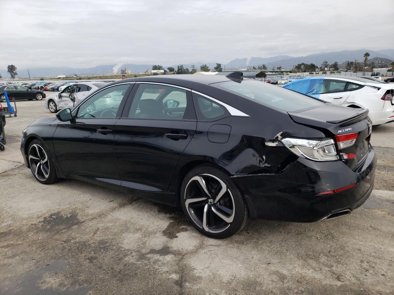 Photo 1 VIN: 1HGCV1F38KA177206 - HONDA ACCORD 