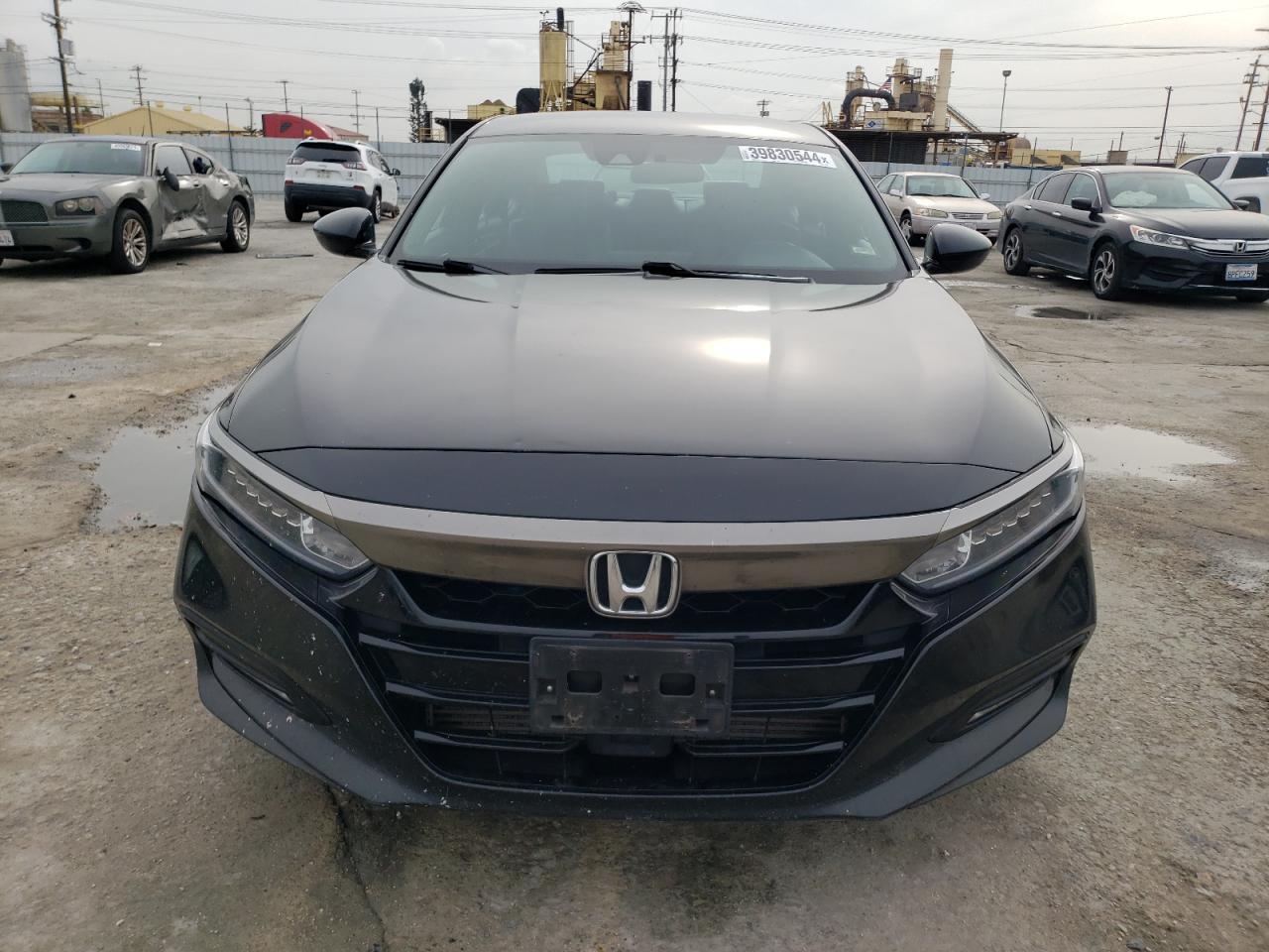 Photo 4 VIN: 1HGCV1F38KA177206 - HONDA ACCORD 