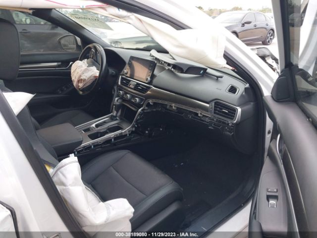 Photo 4 VIN: 1HGCV1F38LA042602 - HONDA ACCORD 