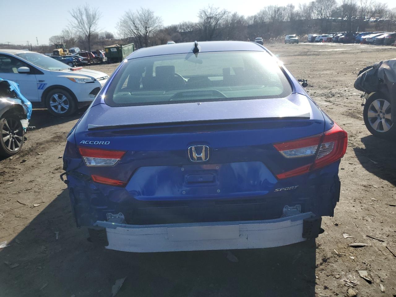 Photo 5 VIN: 1HGCV1F38MA087735 - HONDA ACCORD 