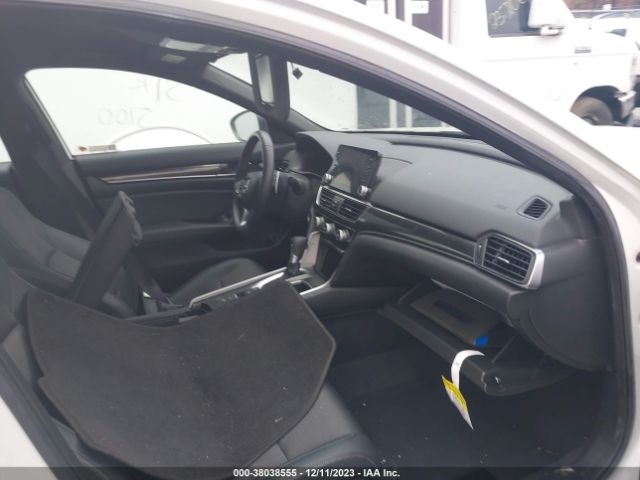 Photo 4 VIN: 1HGCV1F38NA031599 - HONDA ACCORD 