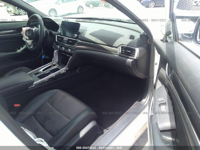 Photo 4 VIN: 1HGCV1F39JA048194 - HONDA ACCORD SEDAN 