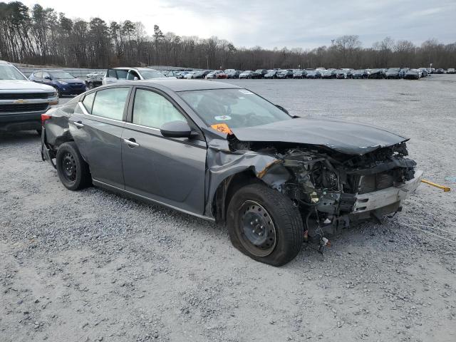 Photo 3 VIN: 1HGCV1F39JA096617 - NISSAN ALTIMA 