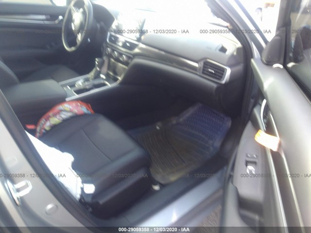 Photo 4 VIN: 1HGCV1F39LA097947 - HONDA ACCORD SEDAN 