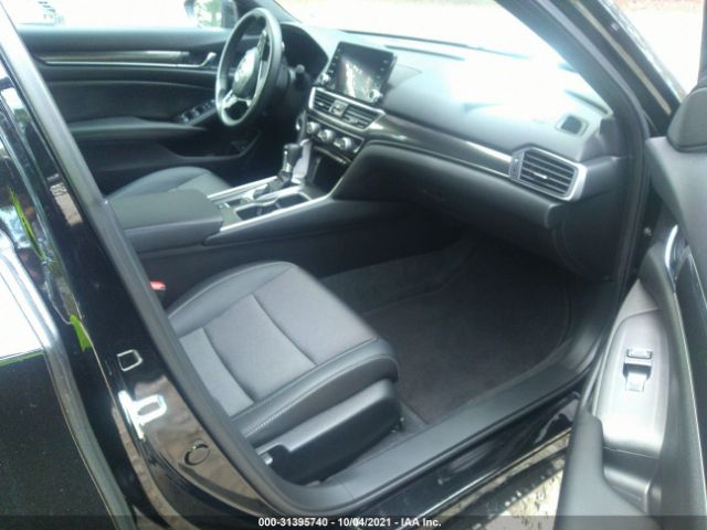 Photo 4 VIN: 1HGCV1F39LA100829 - HONDA ACCORD SEDAN 