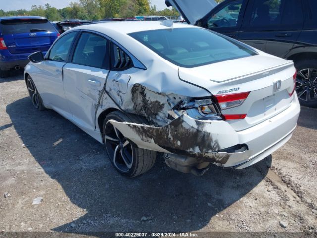 Photo 2 VIN: 1HGCV1F39LA139095 - HONDA ACCORD 