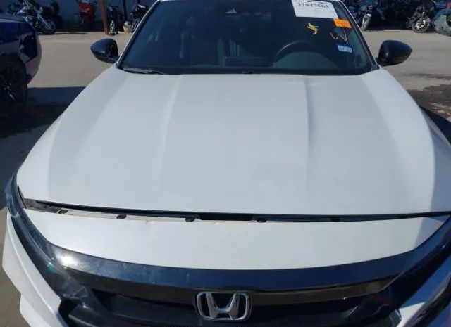 Photo 9 VIN: 1HGCV1F39MA061659 - HONDA ACCORD SEDAN 