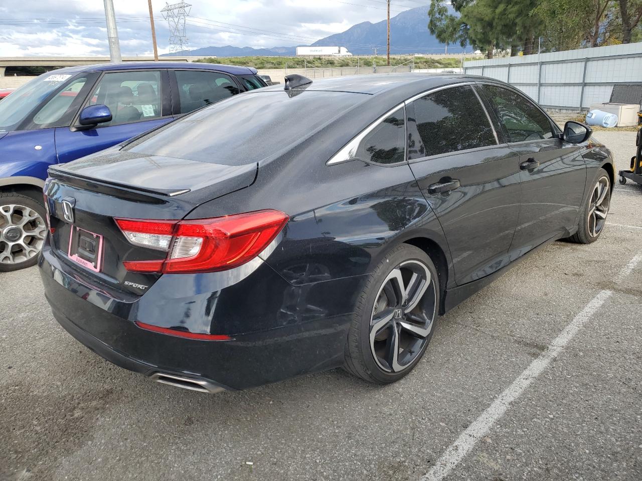 Photo 2 VIN: 1HGCV1F39MA079059 - HONDA ACCORD 