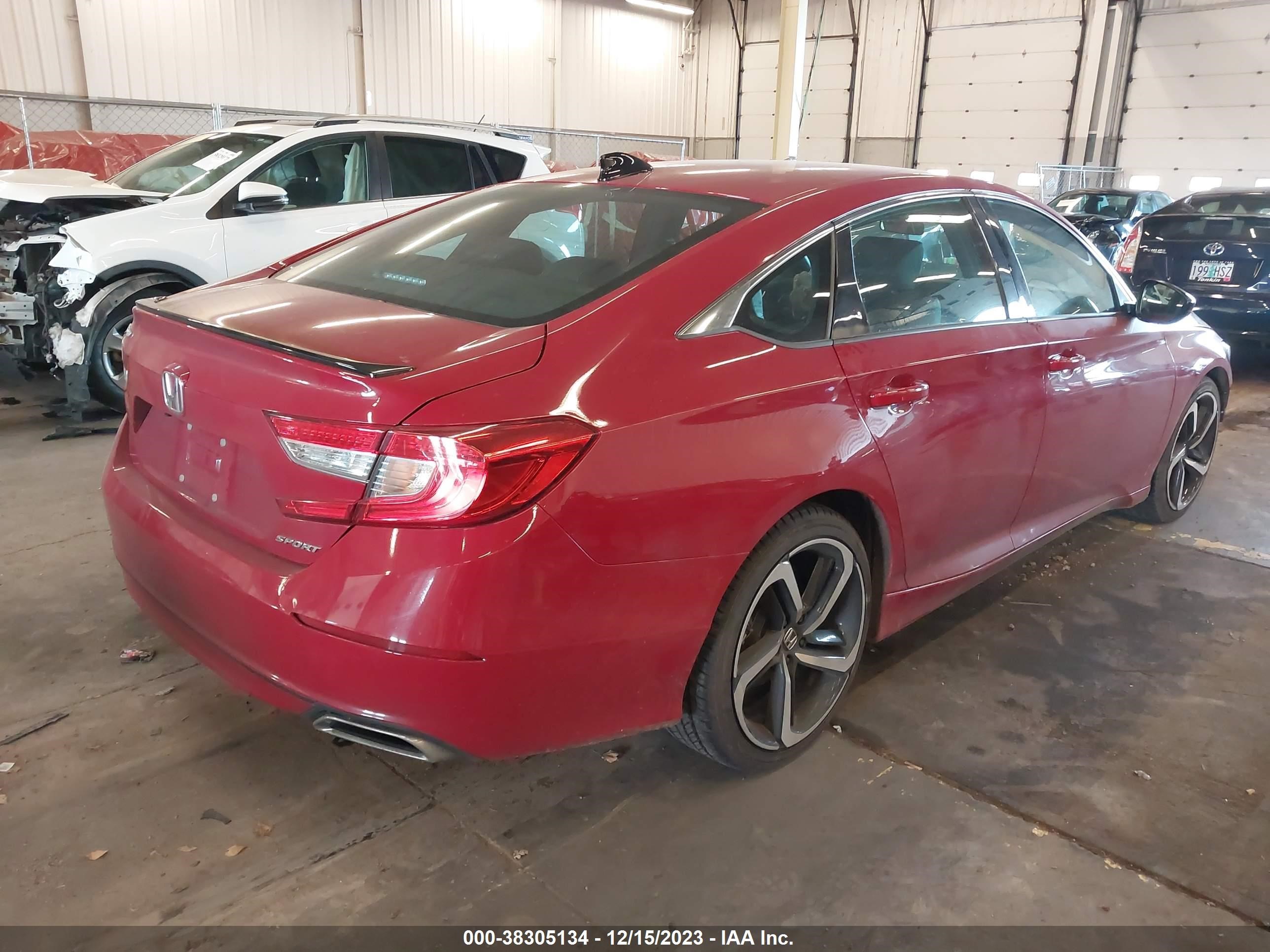 Photo 3 VIN: 1HGCV1F39MA083614 - HONDA ACCORD 