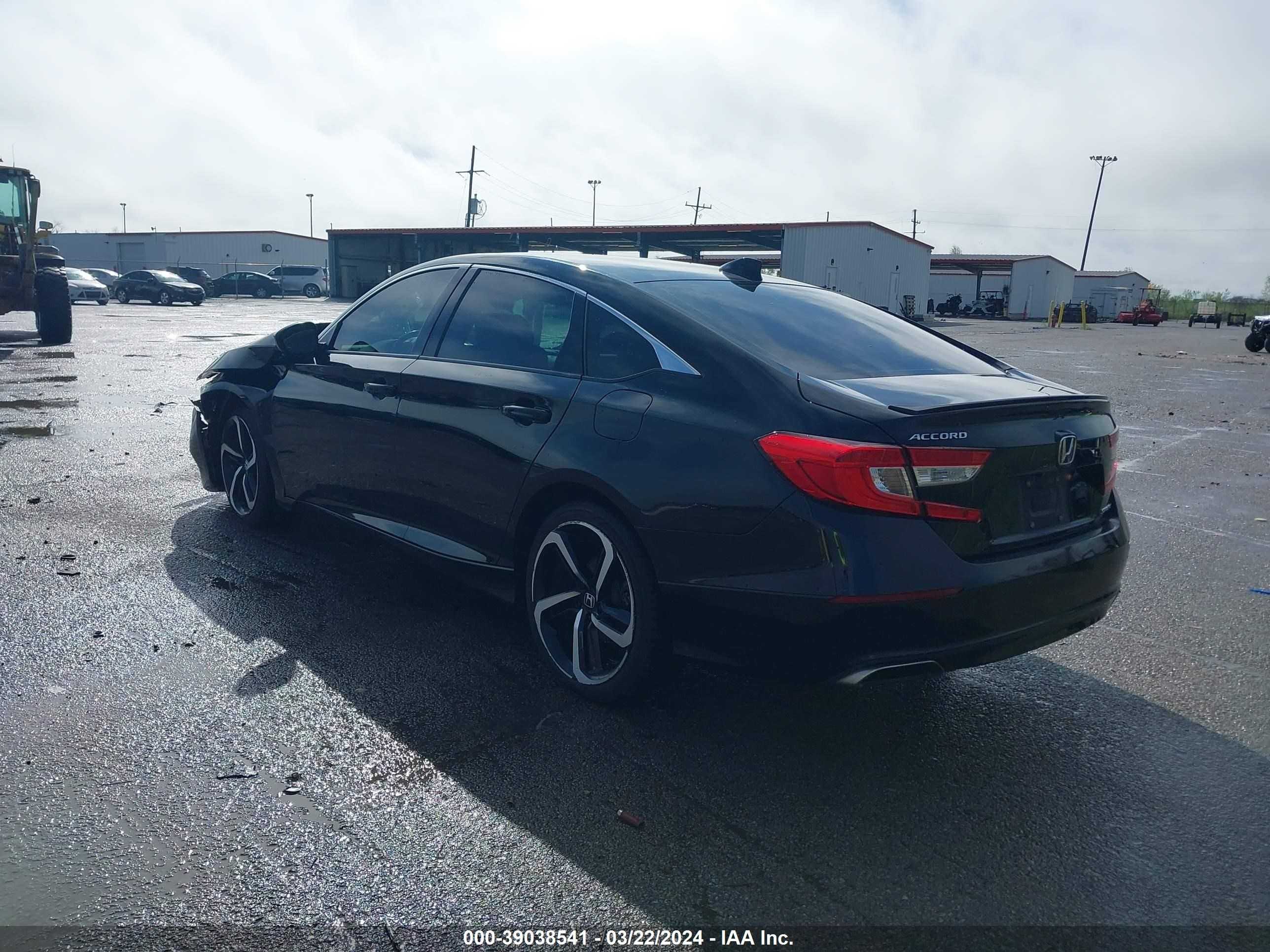 Photo 2 VIN: 1HGCV1F39MA093415 - HONDA ACCORD 