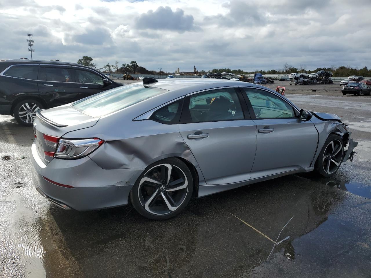 Photo 2 VIN: 1HGCV1F39NA000684 - HONDA ACCORD 
