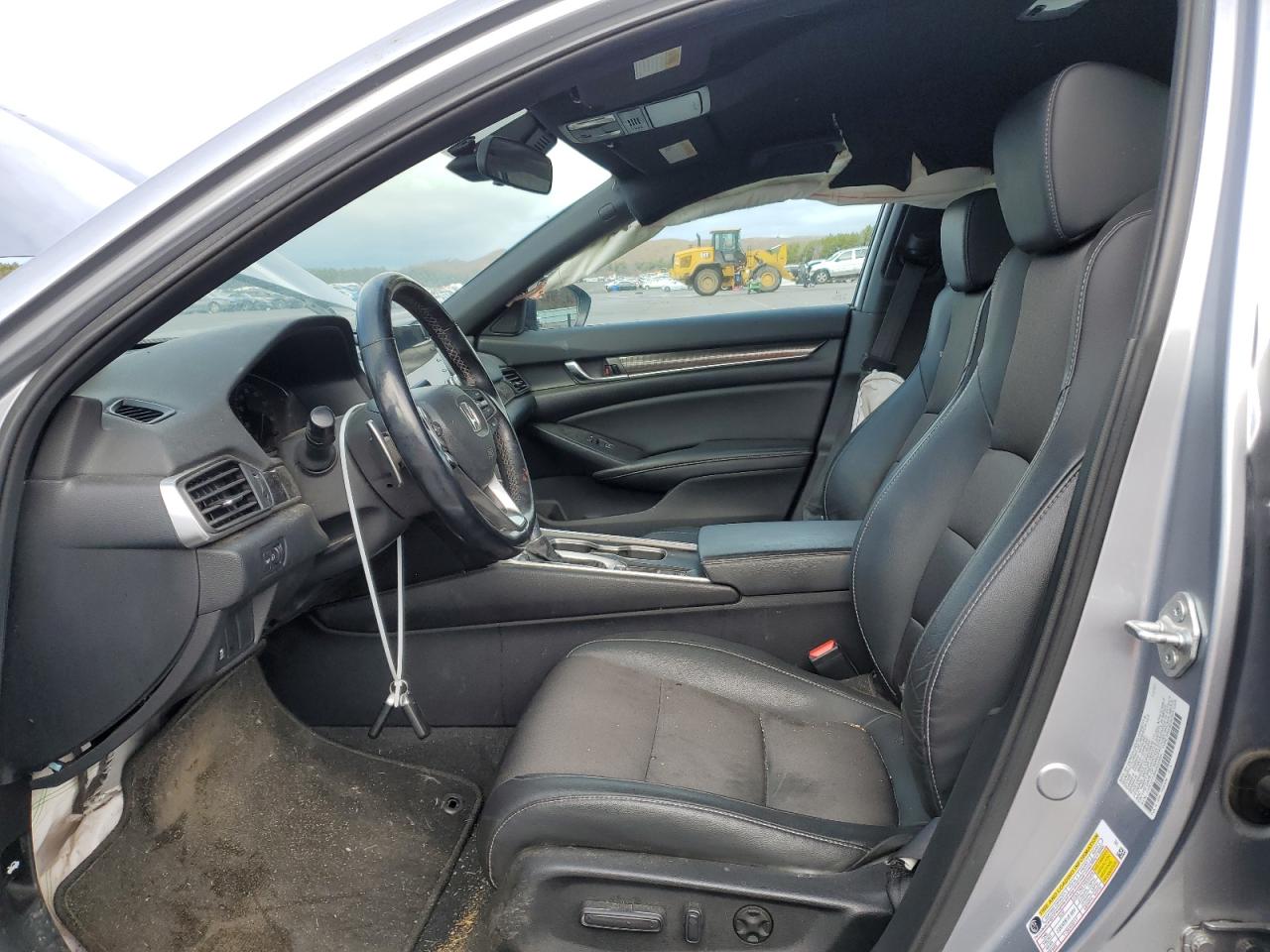 Photo 6 VIN: 1HGCV1F39NA000684 - HONDA ACCORD 