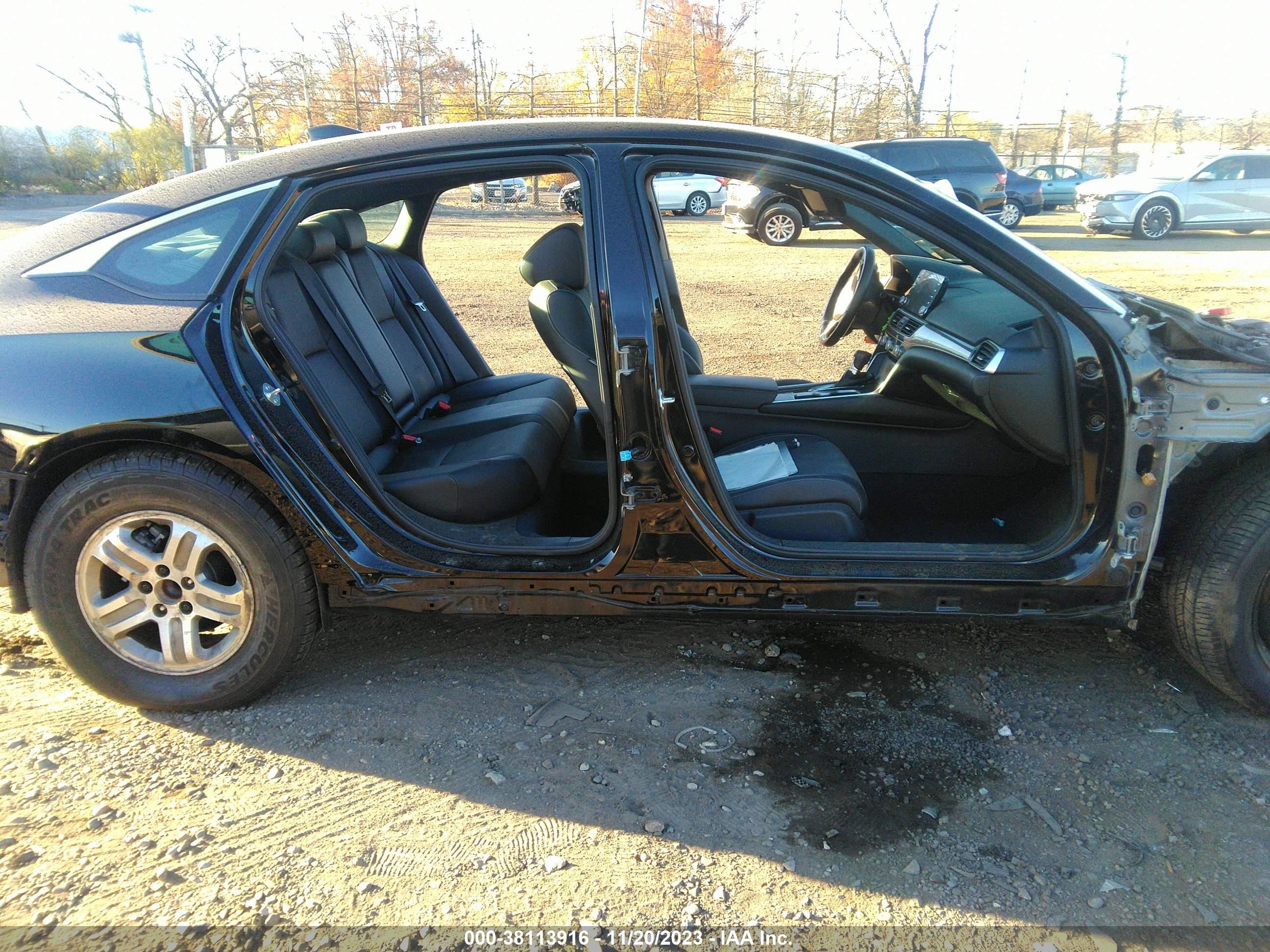 Photo 12 VIN: 1HGCV1F39NA041073 - HONDA ACCORD 