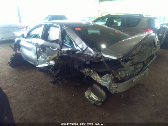 Photo 2 VIN: 1HGCV1F3XJA005483 - HONDA ACCORD SEDAN 