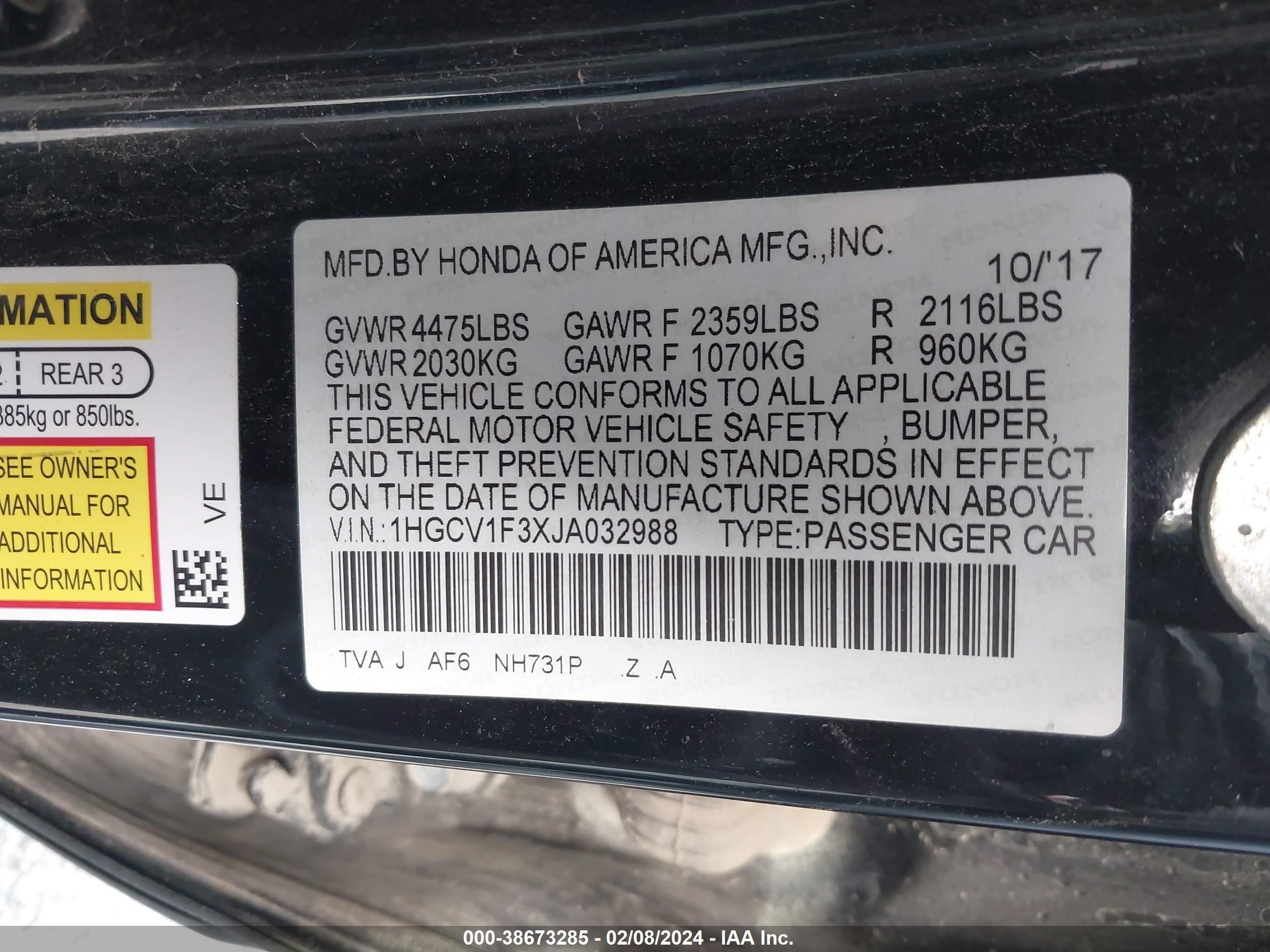 Photo 8 VIN: 1HGCV1F3XJA032988 - HONDA ACCORD 