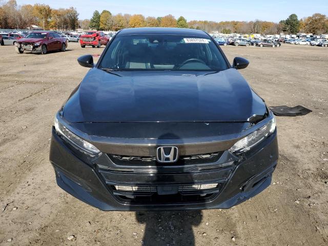 Photo 4 VIN: 1HGCV1F3XJA067000 - HONDA ACCORD SPO 