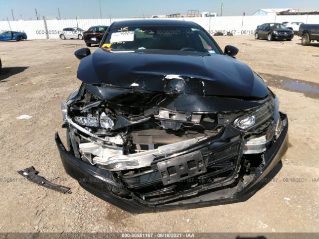 Photo 5 VIN: 1HGCV1F3XJA092009 - HONDA ACCORD SEDAN 