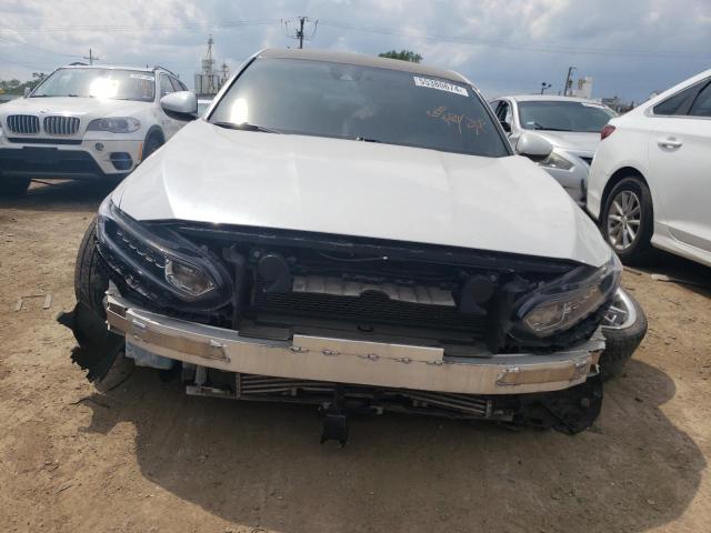 Photo 4 VIN: 1HGCV1F3XJA102571 - HONDA ACCORD 