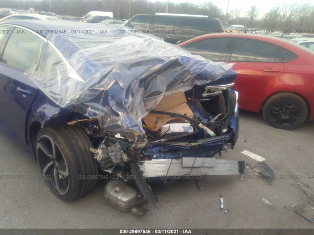 Photo 5 VIN: 1HGCV1F3XJA115837 - HONDA ACCORD SEDAN 