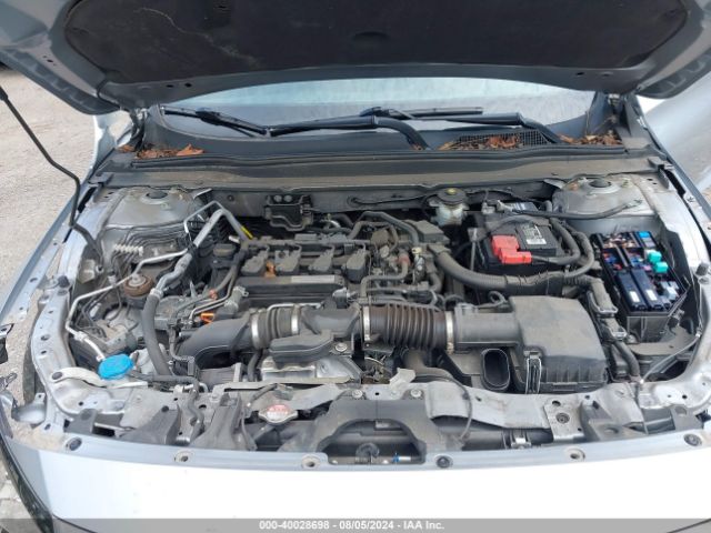 Photo 9 VIN: 1HGCV1F3XJA122805 - HONDA ACCORD 