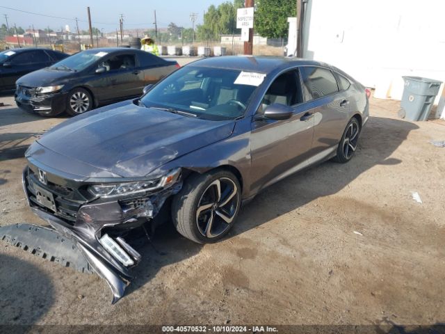 Photo 1 VIN: 1HGCV1F3XJA229465 - HONDA ACCORD 