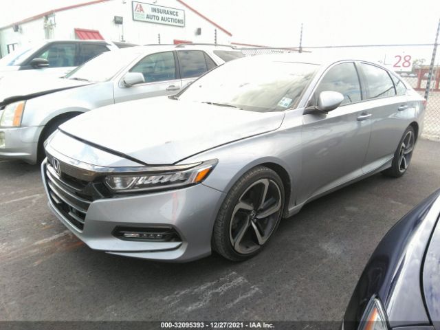 Photo 1 VIN: 1HGCV1F3XJA239882 - HONDA ACCORD SEDAN 