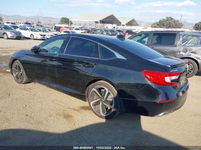 Photo 2 VIN: 1HGCV1F3XJA244886 - HONDA ACCORD 