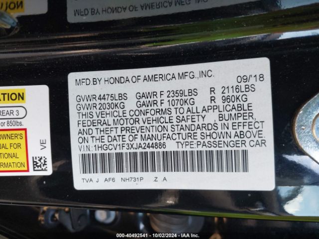 Photo 8 VIN: 1HGCV1F3XJA244886 - HONDA ACCORD 