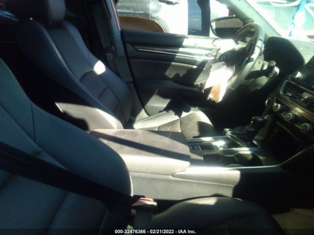 Photo 4 VIN: 1HGCV1F3XKA020826 - HONDA ACCORD SEDAN 