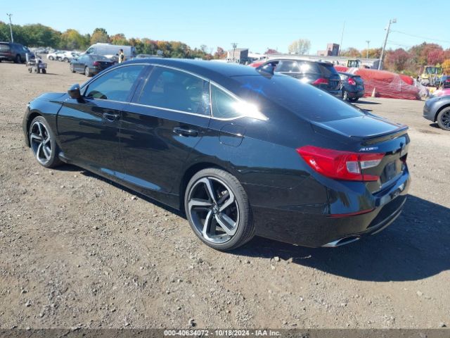 Photo 2 VIN: 1HGCV1F3XKA088141 - HONDA ACCORD 