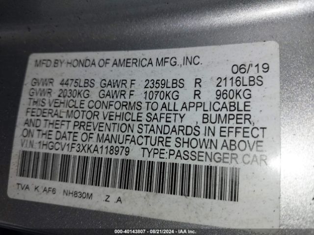 Photo 8 VIN: 1HGCV1F3XKA118979 - HONDA ACCORD 