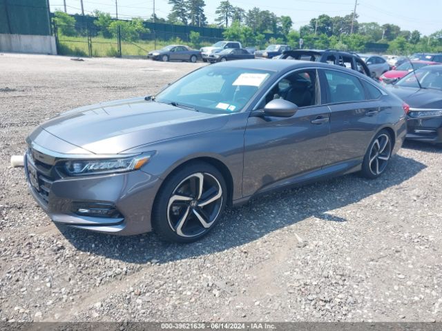 Photo 1 VIN: 1HGCV1F3XKA131067 - HONDA ACCORD 