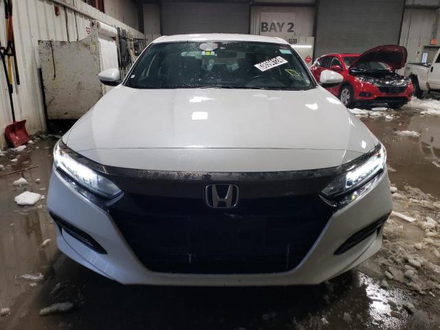 Photo 4 VIN: 1HGCV1F3XKA147396 - HONDA ACCORD 