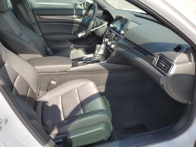 Photo 4 VIN: 1HGCV1F3XKA152761 - HONDA ACCORD SPO 