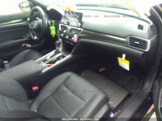 Photo 4 VIN: 1HGCV1F3XLA010699 - HONDA ACCORD 