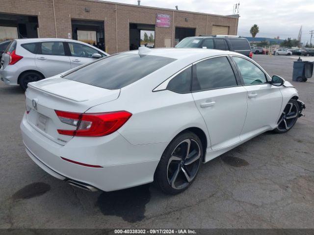 Photo 3 VIN: 1HGCV1F3XLA102699 - HONDA ACCORD 