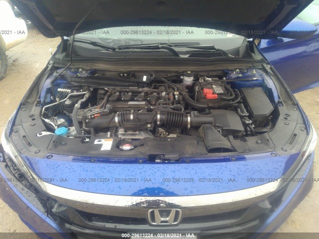 Photo 9 VIN: 1HGCV1F3XLA106395 - HONDA ACCORD SEDAN 