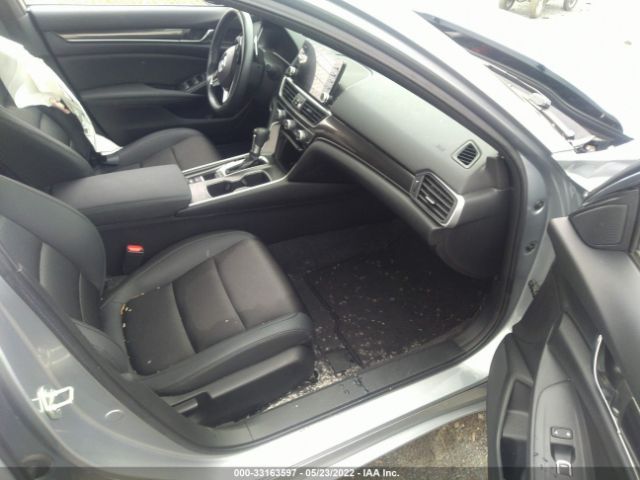 Photo 4 VIN: 1HGCV1F3XLA110656 - HONDA ACCORD SEDAN 