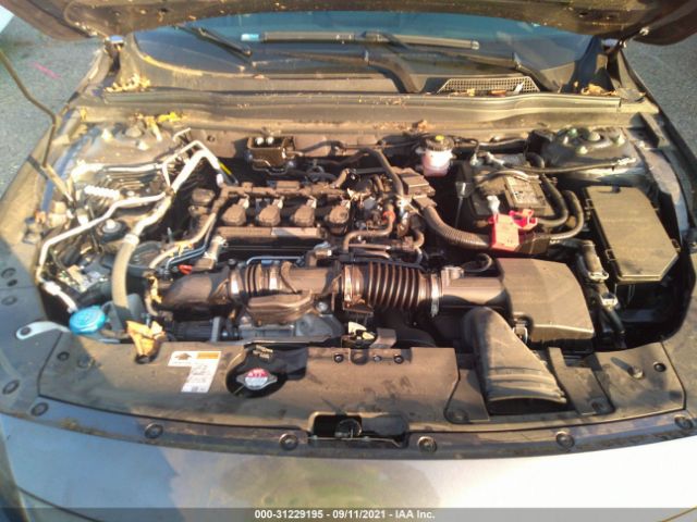 Photo 9 VIN: 1HGCV1F3XLA121124 - HONDA ACCORD SEDAN 