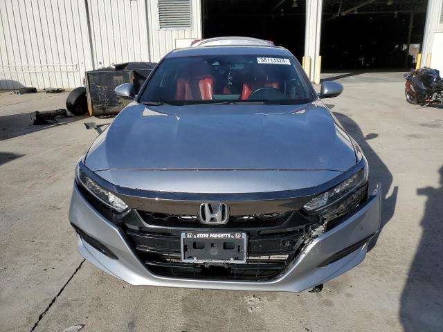 Photo 4 VIN: 1HGCV1F3XLA127828 - HONDA ACCORD 