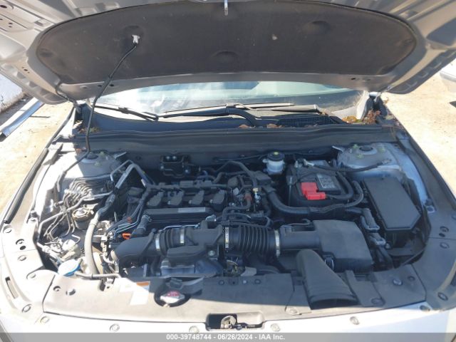 Photo 9 VIN: 1HGCV1F3XLA127831 - HONDA ACCORD 