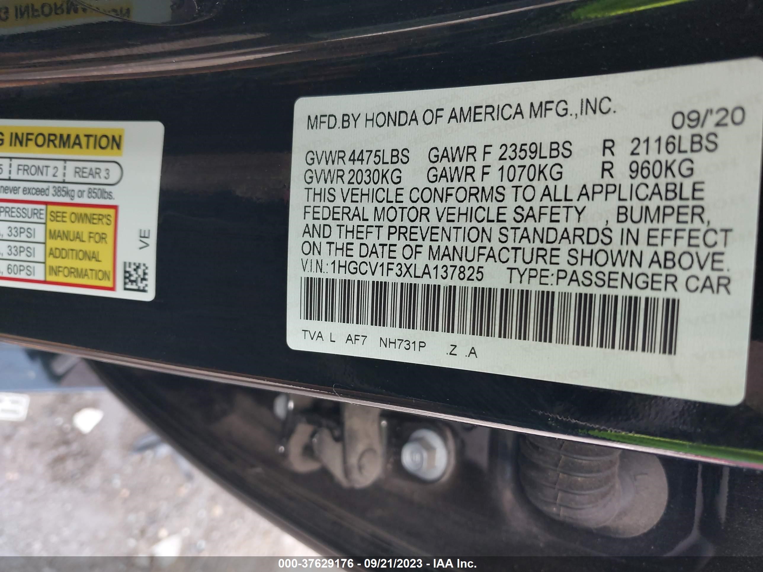 Photo 8 VIN: 1HGCV1F3XLA137825 - HONDA ACCORD 