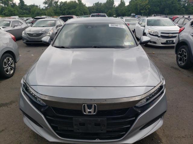 Photo 4 VIN: 1HGCV1F3XLA142300 - HONDA ACCORD SEDAN 