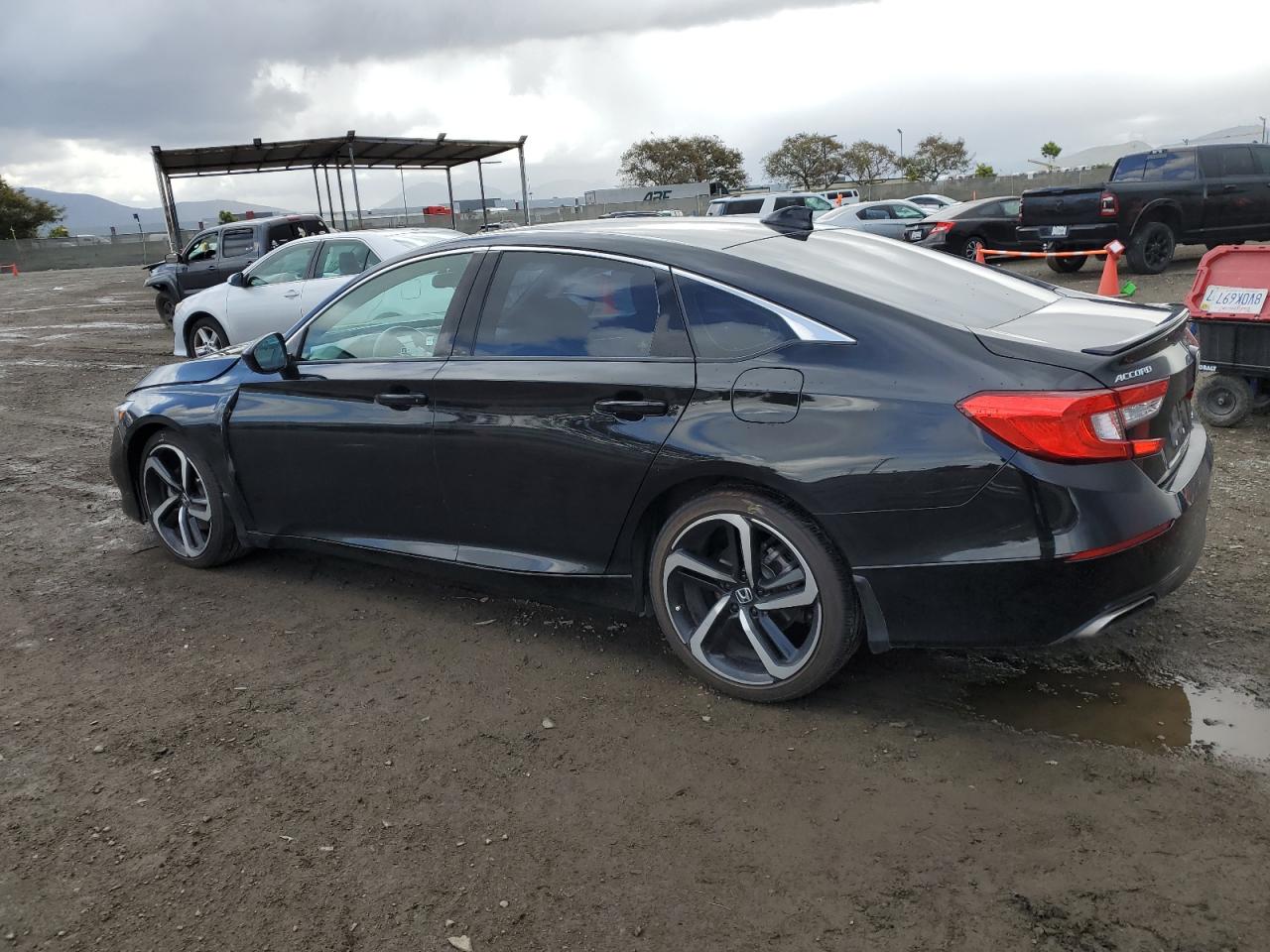 Photo 1 VIN: 1HGCV1F3XMA040612 - HONDA ACCORD 